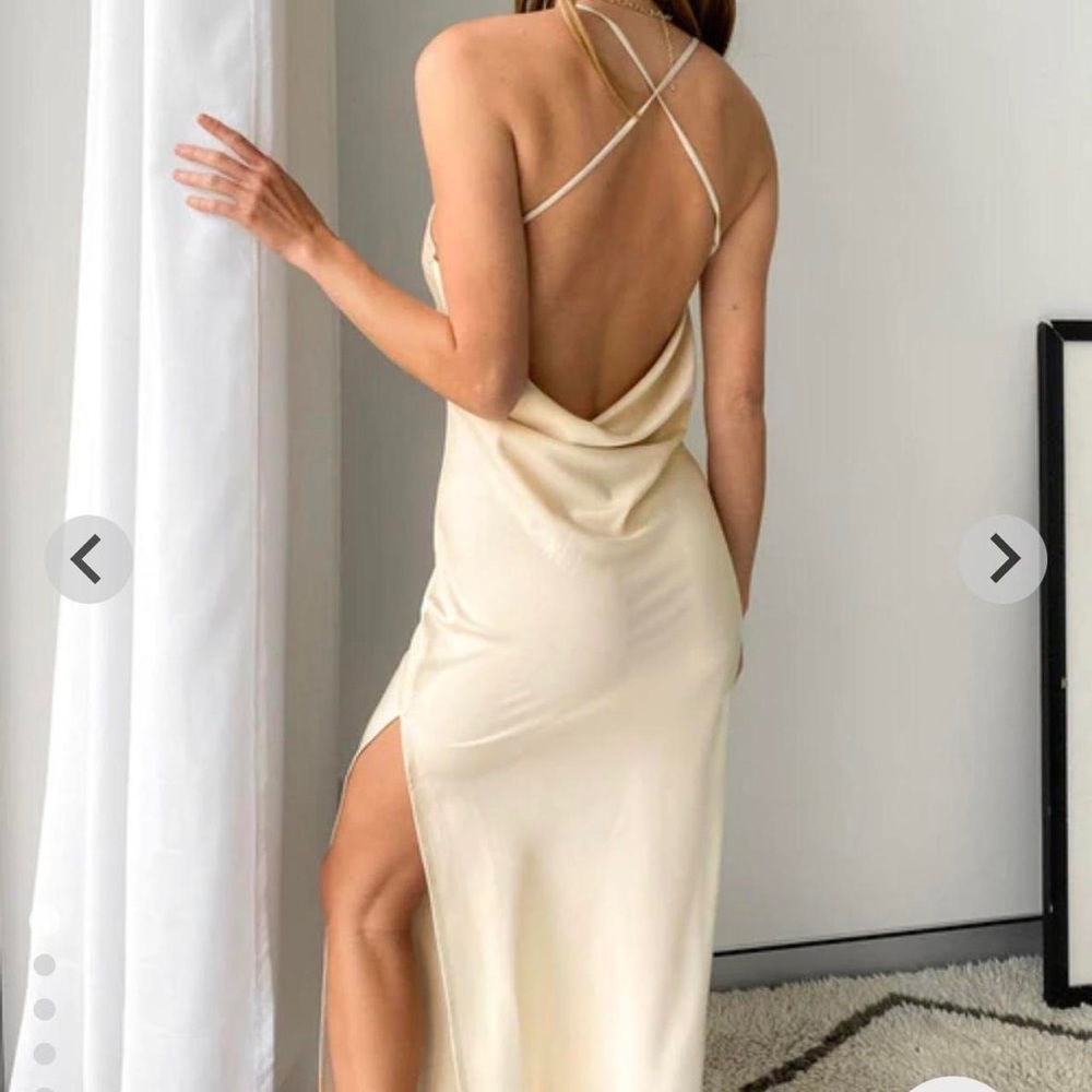Beginning Boutique Adina Maxi Formal Dress in Cream Size AU 6/US 2 New with tags
